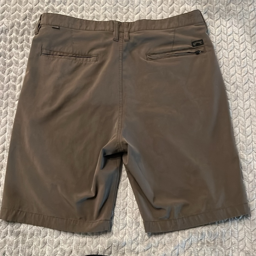 Billabong Shorts - Picture 5 of 10
